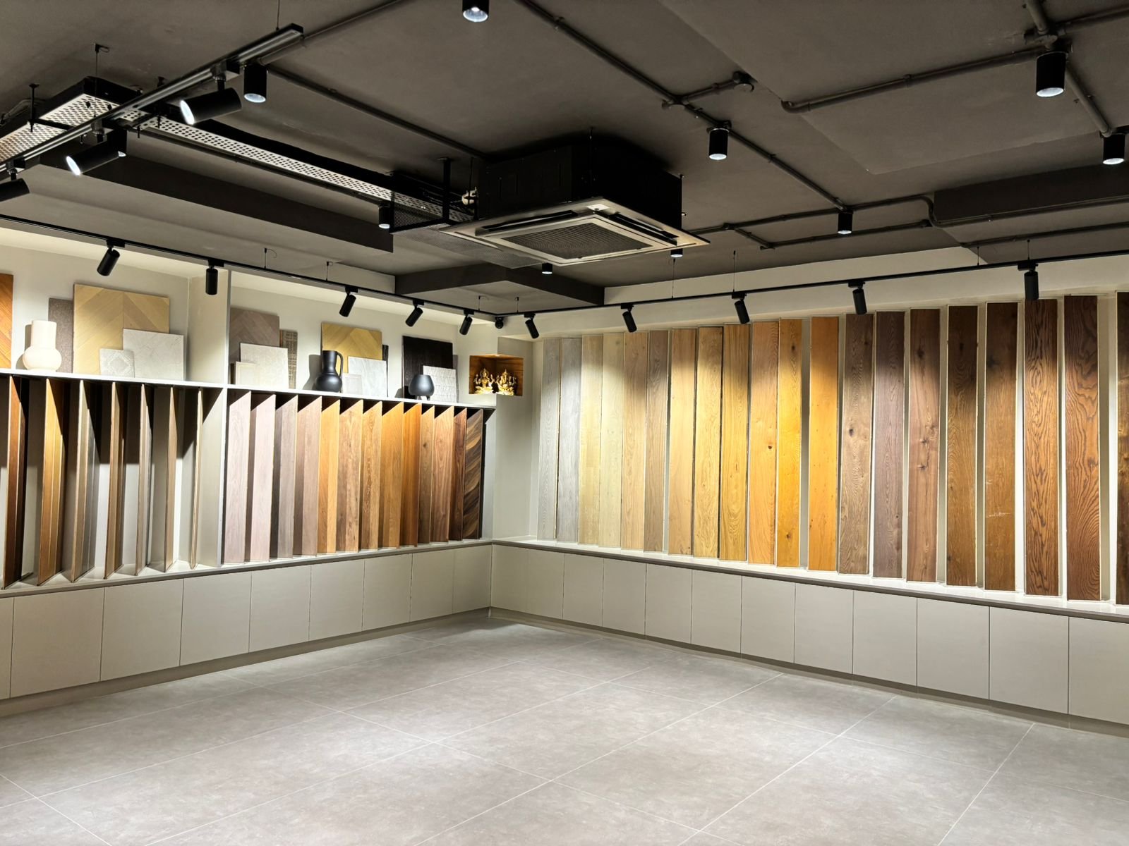 Laminate Wood Flooring